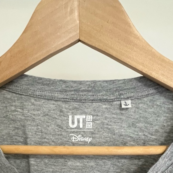 Uniqlo Women’s Grey and Black Disney Tshirt - Picture 2 of 3